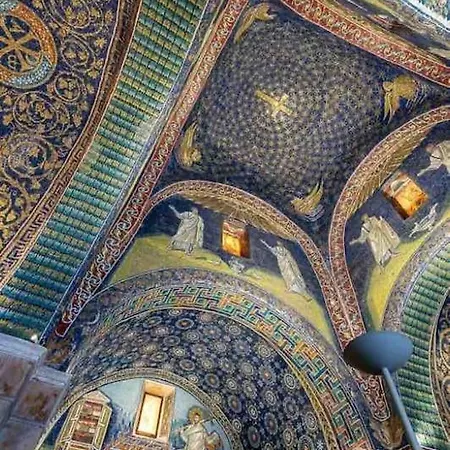 A Casa Di Lorena - Your In The Center Ravenna