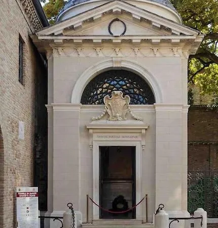 Lejlighed A Casa Di Lorena - Your In The Center Ravenna
